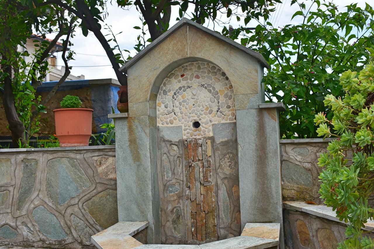 Mokos Rooms Perdika  Exterior photo