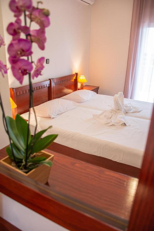 Mokos Rooms Perdika  Exterior photo