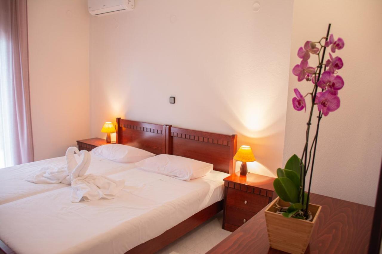 Mokos Rooms Perdika  Exterior photo
